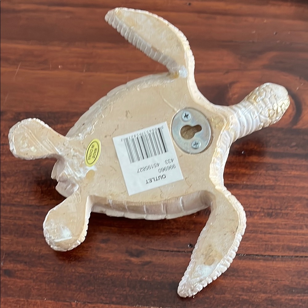 NWT Elegant Gold and Cream Sea Turtle Figurine - Picture 4 of 10